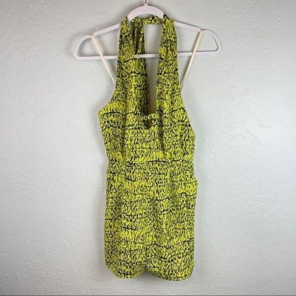 BCBGeneration Neon Lime Halter Neck Romper NWT New With Tags Women's Size‎ 0 - Picture 1 of 12